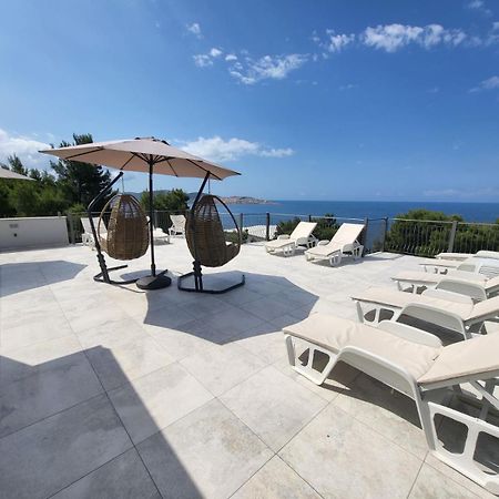 Green Pino Seaview Studios Bar Exterior foto